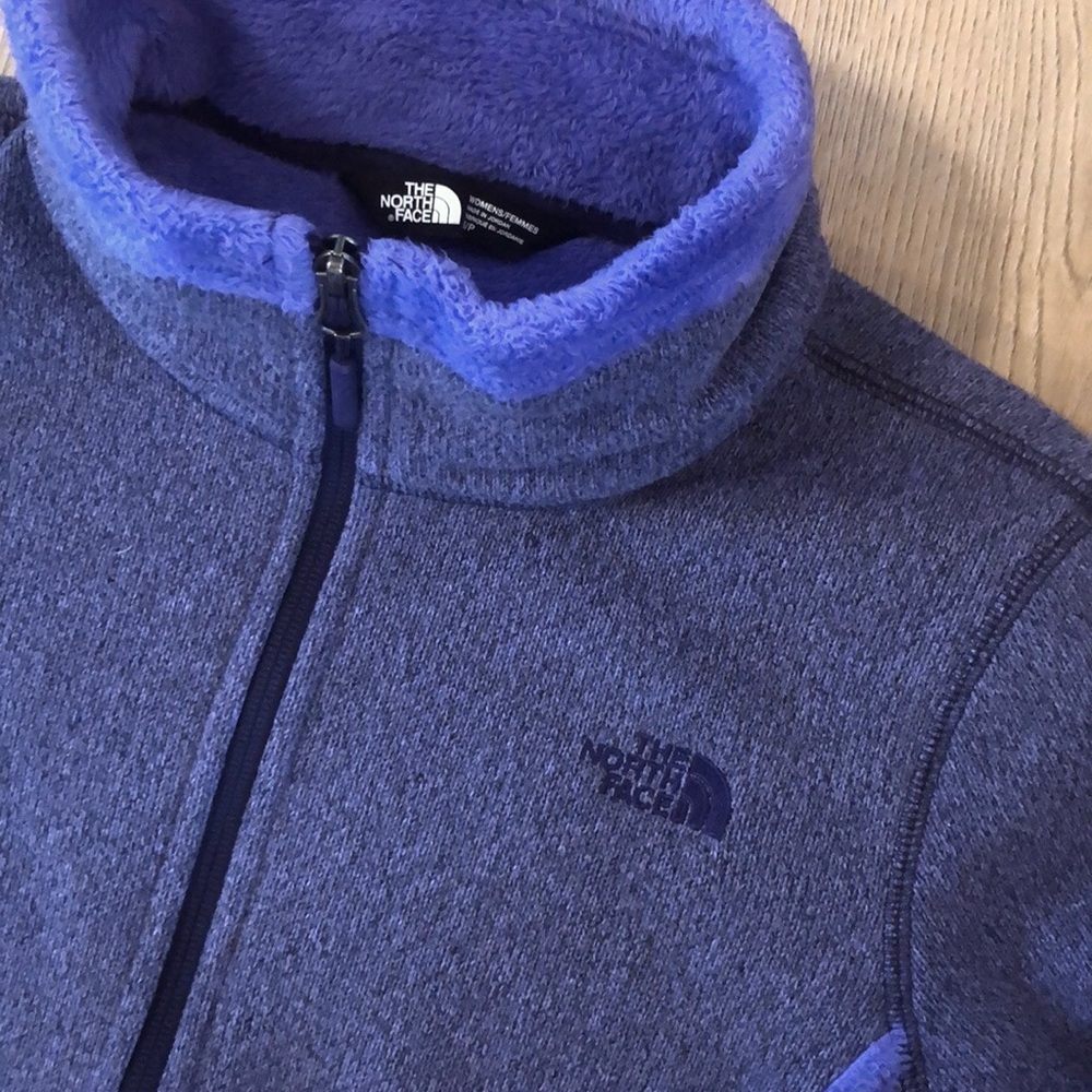 The North Face fleece jacket coat size Small -perfect condition.